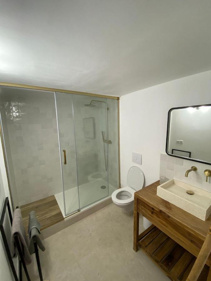 Apartment With Mediterranean Charm In The Heart Of The Provencal Market อองทีบส์ ภายนอก รูปภาพ